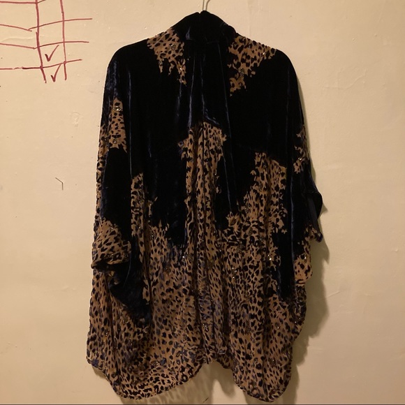 The Kooples Navy Leo Velvet Leopard Shrug Kimono - Picture 6 of 7